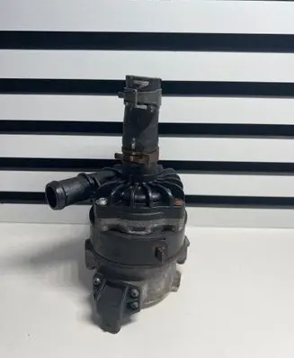 Porsche Cayenne (92A) Electric auxiliary coolant/water pump 8K0965567A