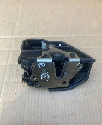 BMW M6 Front door lock 7167074