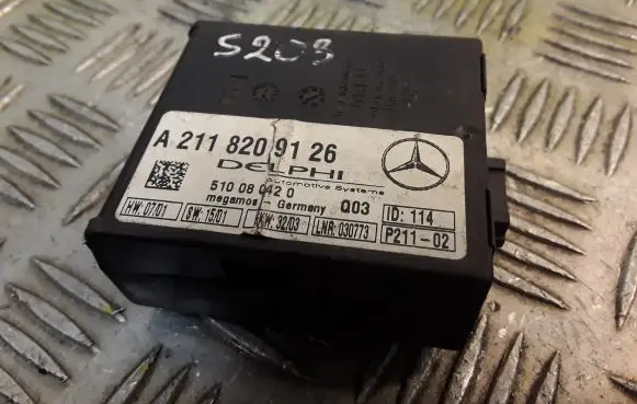 Mercedes-Benz E W211 Alarm control unit/module 2118209126 A2118209126