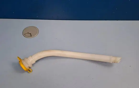 Renault Kangoo II Window washer liquid tank fill tube 8200431475