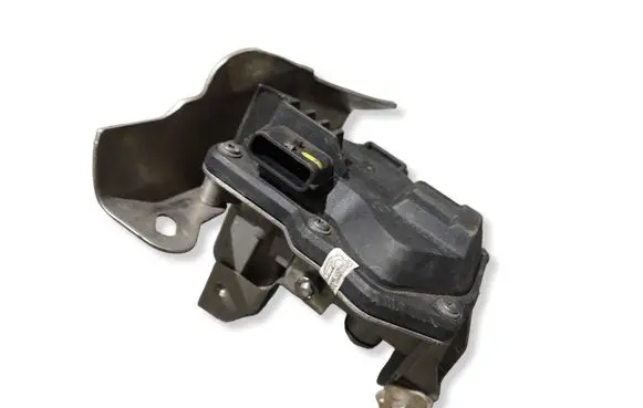 Nissan Juke I F15 Throttle valve 147B08010R