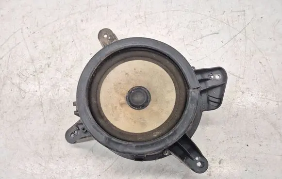 Volvo V70 Front door speaker 9459549