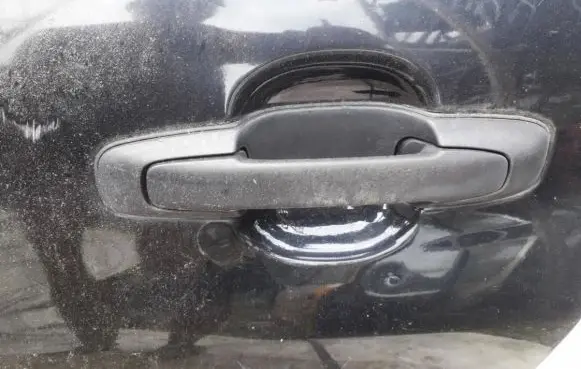 Suzuki Grand Vitara I Front door exterior handle