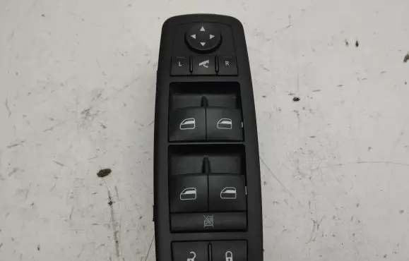 Chrysler Grand Voyager V Electric window control switch 10003145