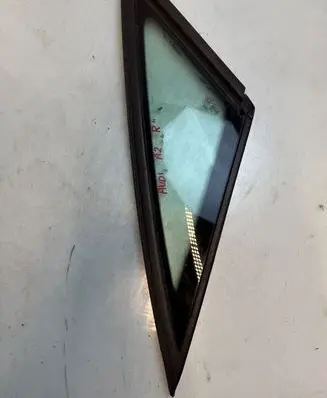 Audi A2 Front door vent window glass four-door 23123