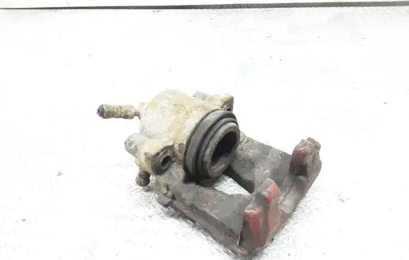 Volkswagen Polo IV 9N3 Front brake caliper