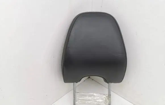 Volvo XC60 Front seat headrest 