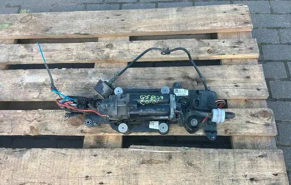 Audi Q5 SQ5 Air suspension compressor/pump 80A616005E