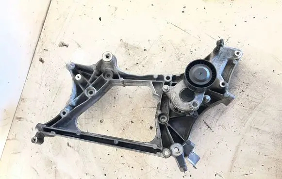 Mercedes-Benz C W204 Generator/alternator bracket A6512011109 GD01549