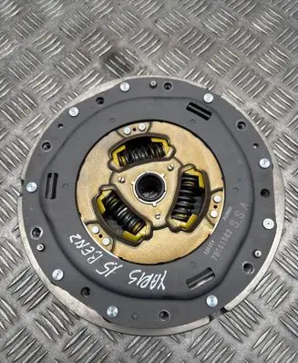 Toyota Yaris Clutch set kit 7B101562