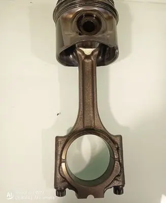 Volvo V70 Piston with connecting rod