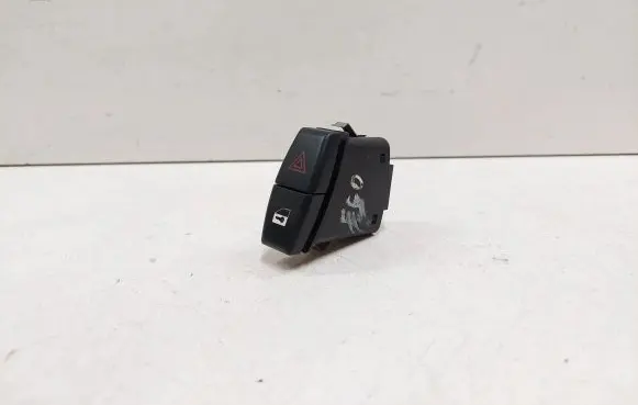BMW 5 E60 E61 Hazard light switch 6131691950604 549519500 6919506