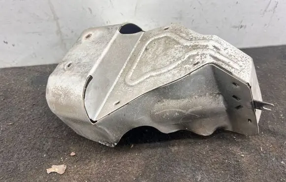 Audi A6 S6 C6 4F Heat shield in engine bay 059145825AA