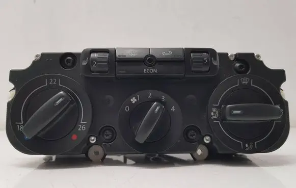 Volkswagen Touran I Climate control unit
