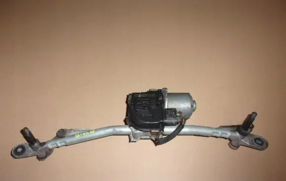 Alfa Romeo Giulia Front wiper linkage and motor 505549830