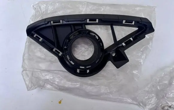 Hyundai i10 Front fog light trim/grill 86564K7020