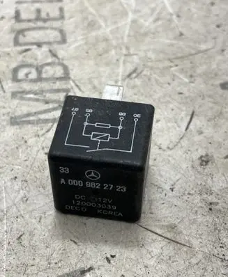 Mercedes-Benz C W205 Other relay A0009822723