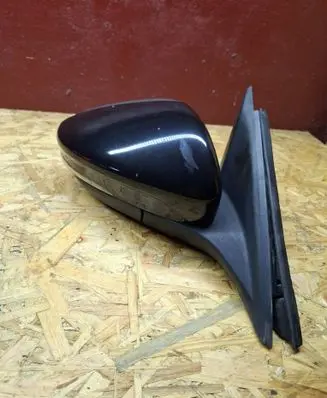 Ford Focus Front door electric wing mirror
