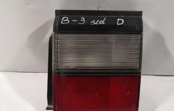 Volkswagen PASSAT B3 Tailgate rear/tail lights 357945108 133328 321945259
