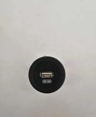 Jaguar I-Pace USB socket connector J9D319010AB