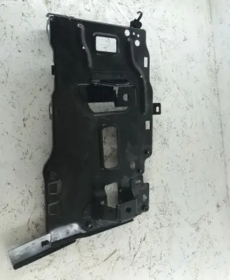 Peugeot 5008 II Battery tray 981528858000