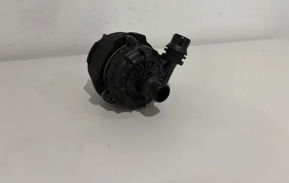 BMW 4 G22 G23 G24 G26 Electric auxiliary coolant/water pump 945503403
