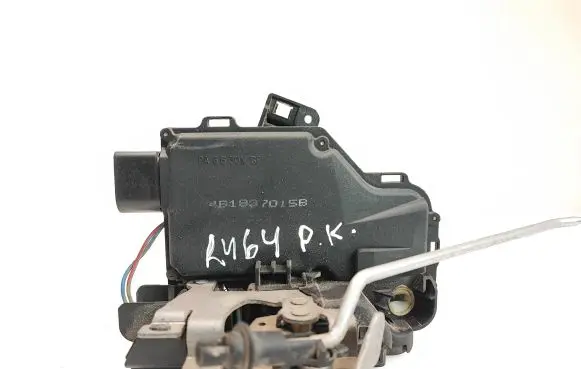 Audi A4 S4 B6 8E 8H Front door lock 4B1837015B PA66306GF