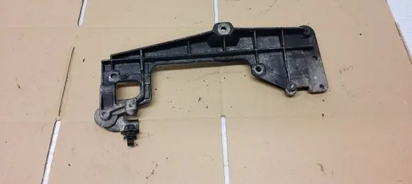 Mitsubishi Outlander Engine mounting bracket 03G131159