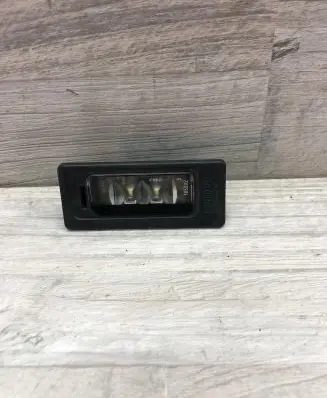 Volkswagen PASSAT B7 Number plate light 3AF943021A