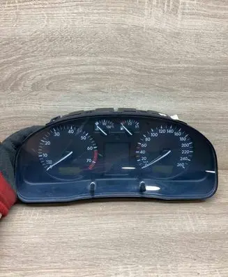 Volkswagen PASSAT B5 Speedometer (instrument cluster) 3B0919860A 88311245