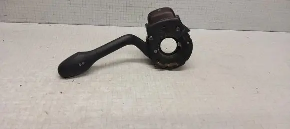 Volkswagen Golf III Indicator stalk