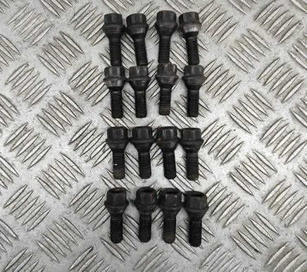 BMW 1 E81 E87 Nuts/bolts 6781150