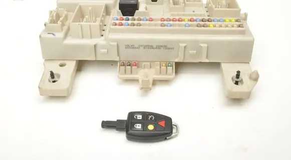 Volvo V50 Fuse box set 30728906