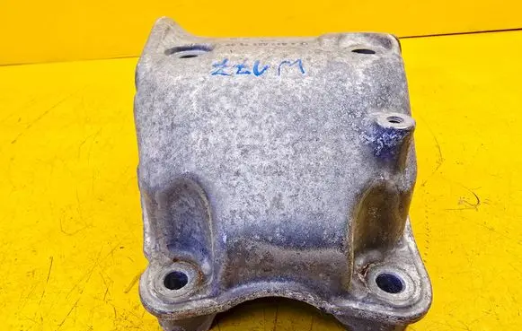 Mercedes-Benz A W177 Engine mounting bracket A2602230000