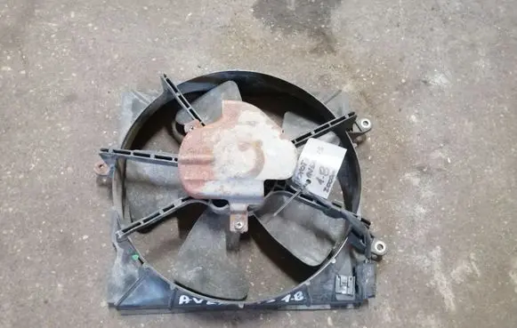 Toyota Avensis T220 Electric radiator cooling fan