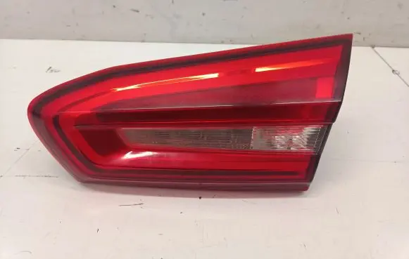 Ford Focus Tailgate rear/tail lights JX7B13A602CA