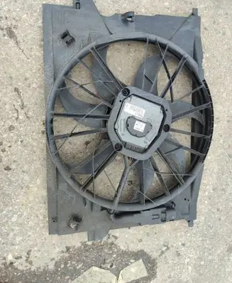 Mercedes-Benz E W211 Electric radiator cooling fan A2115001693 A2115050555