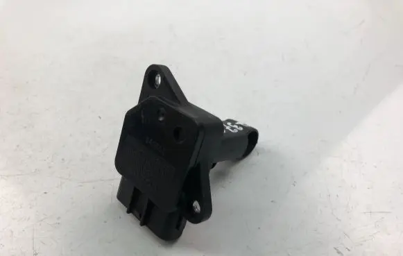 Volvo S60 Mass air flow meter 9202199
