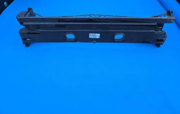 BMW 5 F10 F11 Top upper radiator support slam panel 7804618