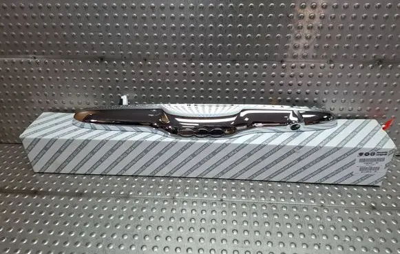 Fiat 500 Trunk door license plate light bar S26337892 0735516207