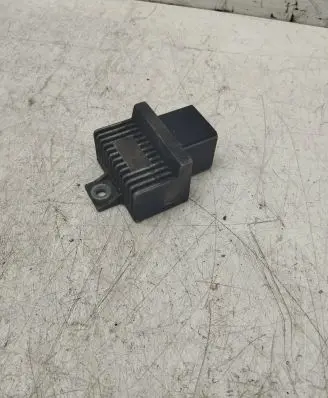 Volvo S40, V40 Glow plug pre-heat relay