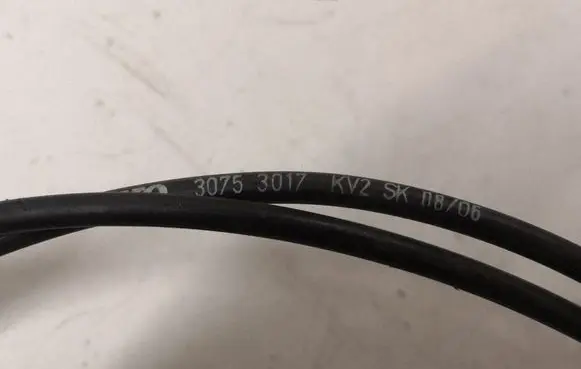 Volvo V50 Engine bonnet (hood) release handle 30753017