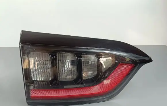 Jeep Cherokee Tailgate rear/tail lights 68336337AG