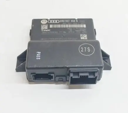 Audi A5 8T 8F Gateway control module 8R0907468C 2840747606300