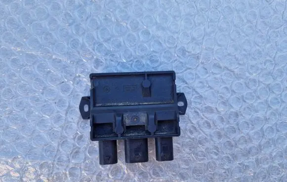 Mercedes-Benz S W223 Trunk lid opening control unit A2239053609