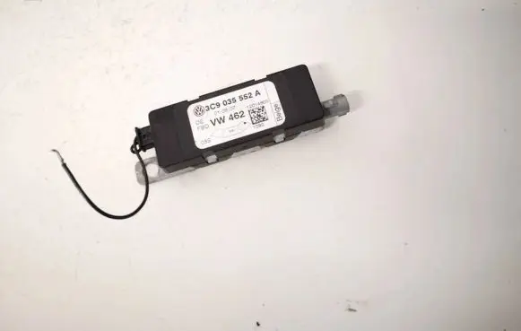 Volkswagen PASSAT B6 Antenna control unit 3c9035552a