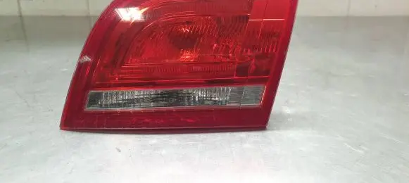 Audi A3 S3 8V Tailgate rear/tail lights 8p4945094d209