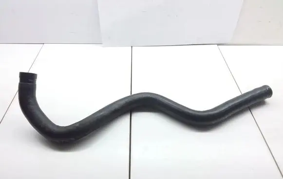 Volvo S40, V40 Engine coolant pipe/hose 87280 74977