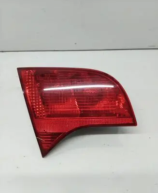 Audi A4 S4 B7 8E 8H Tailgate rear/tail lights 8E9945093 ULO749001 484501