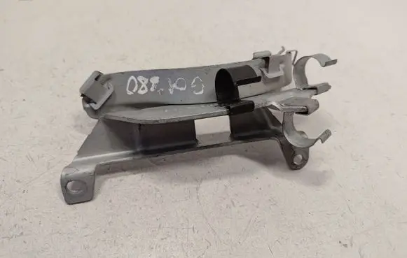 Generator/alternator bracket